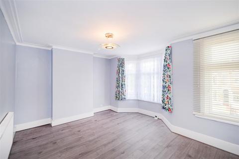 1 bedroom flat to rent - Sheringham Avenue, Manor Park