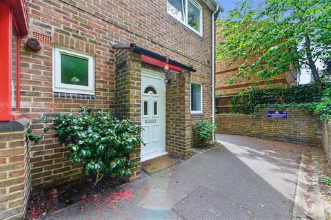 35 Grace Path, London, SE26 4SF