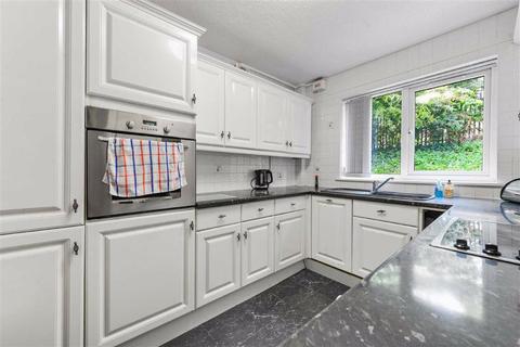 35 Grace Path, London, SE26 4SF