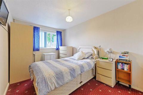 35 Grace Path, London, SE26 4SF