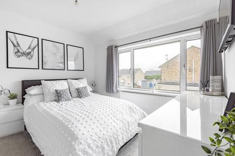 24 Masefield, Royal Wootton Bassett, Swindon, SN4 8JS