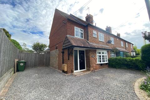 3 bedroom end of terrace house for sale - Main Street, Cleeve Prior, Evesham