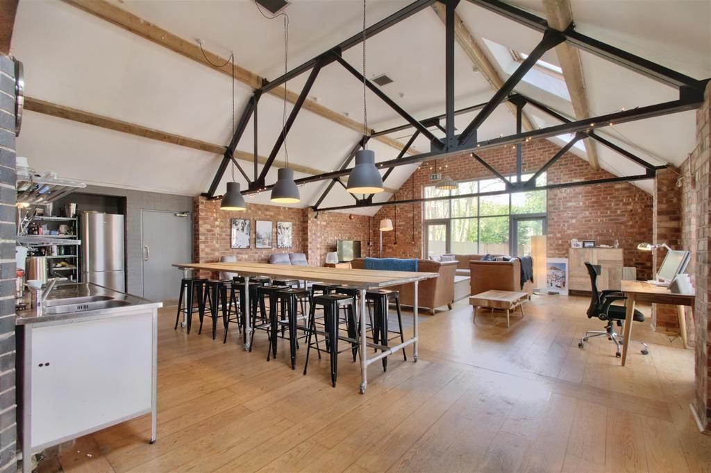 Birmingham Road, Whitacre Heath 3 bed detached house £550,000