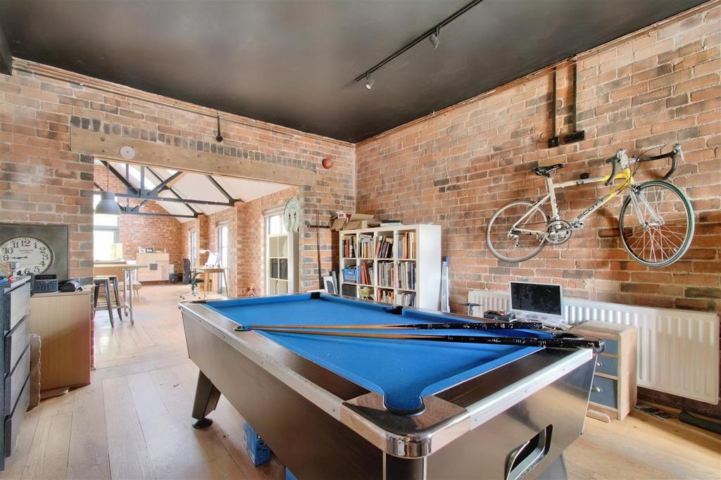 Birmingham Road, Whitacre Heath 3 bed detached house £550,000