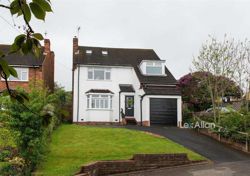 Red Hill, Stourbridge 3 bed detached house £460,000