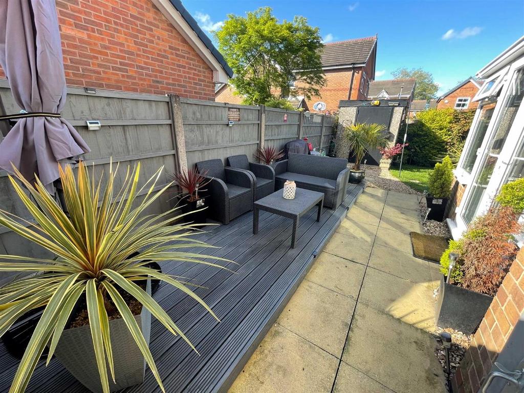 Pownall Street, Leigh 2 bed semidetached house £200,000