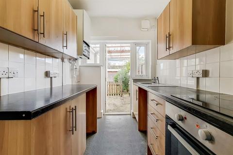 181a Dagenham Road, Romford, RM7 0TL