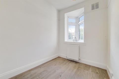 181a Dagenham Road, Romford, RM7 0TL