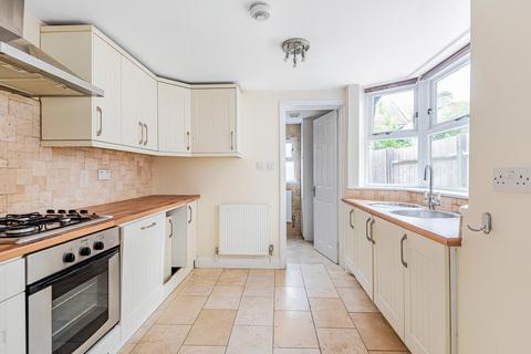 82 Graveney Road, London, SW17 0EH