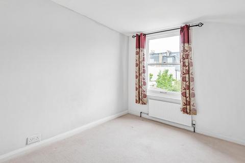 82 Graveney Road, London, SW17 0EH