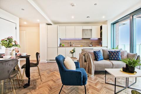 1 bedroom apartment to rent - Skyline Apartment, E3