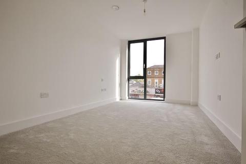 1 bedroom apartment to rent - Kempton House, London Square, 122 High Street, TW18