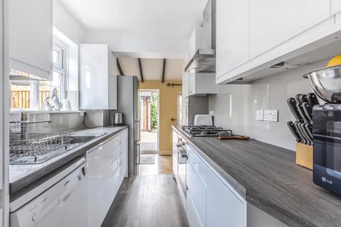 3 The Avenue, Old Windsor, Windsor, SL4 2RS