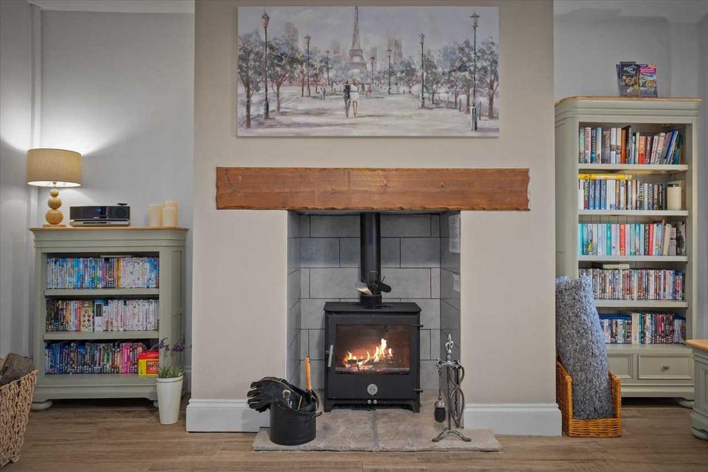 Multi Fuel In Lounge