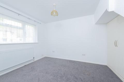 1 bedroom terraced house to rent, Northcote Road, Ash Vale, GU12