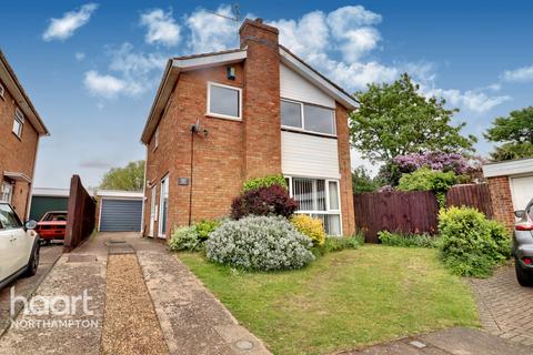 38 Fallow Walk, Northampton, NN2 8DE