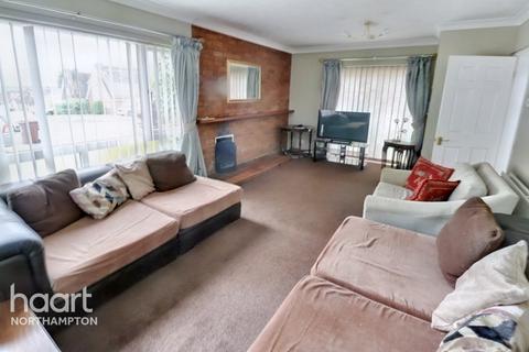 38 Fallow Walk, Northampton, NN2 8DE