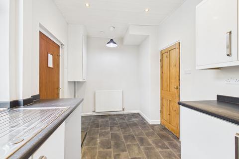 3 bedroom terraced house to rent, Russell Street, Skipton, BD23