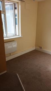 1 bedroom flat to rent, Rush Green Road, Romford, Essex, RM7