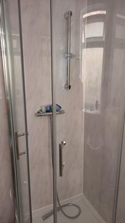 1 bedroom flat to rent, Rush Green Road, Romford, Essex, RM7
