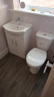 1 bedroom flat to rent, Rush Green Road, Romford, Essex, RM7
