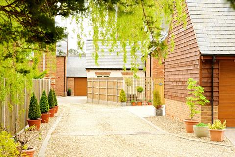 4 bedroom barn conversion for sale, Stoke Road, Stoke Hammond, Milton Keynes, Buckinghamshire, MK17