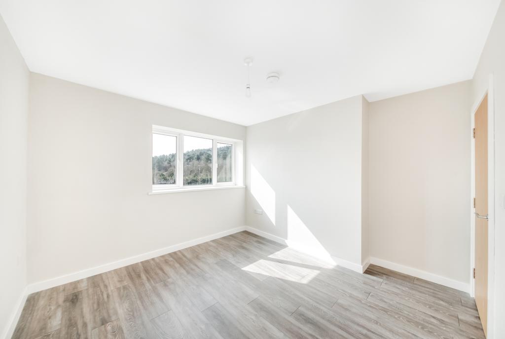 Apt 78-18