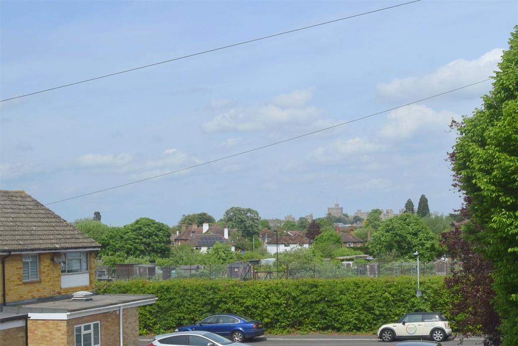Wood Close, Windsor, Berkshire, SL4 3 bed end of terrace house £549,950