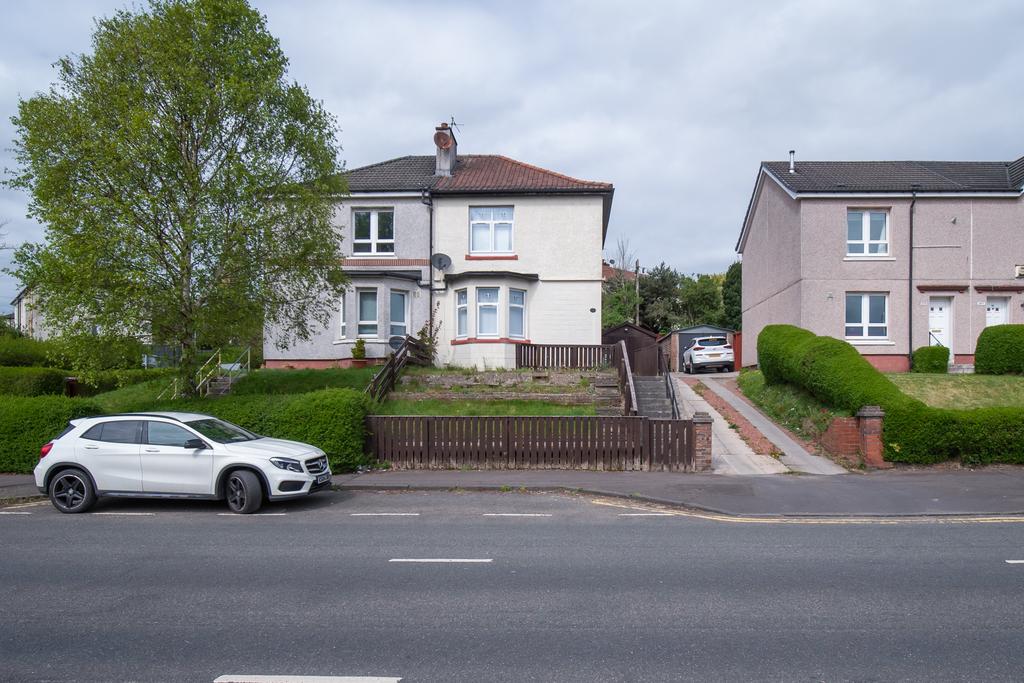 Edinburgh Road, Glasgow G33 3 bed semidetached house for sale £163,995