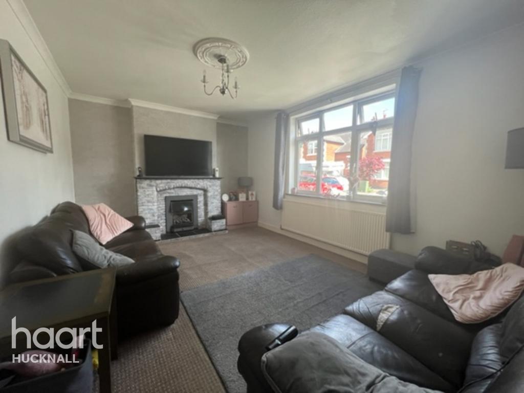 Bedford Grove, Nottingham 3 bed detached house £270,000