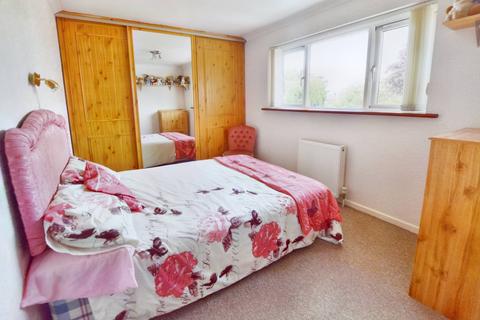 39 Winston Way, Ringwood, BH24 1QG