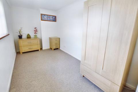39 Winston Way, Ringwood, BH24 1QG