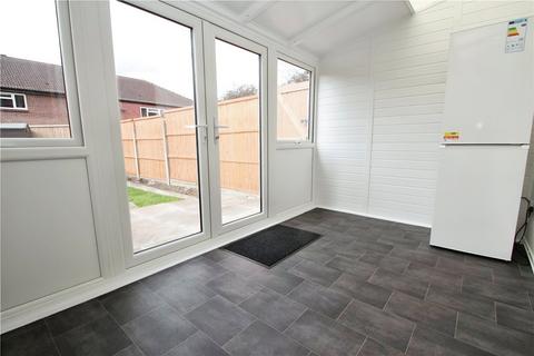 3 bedroom detached house to rent, The Gables, Basildon, Essex, SS13