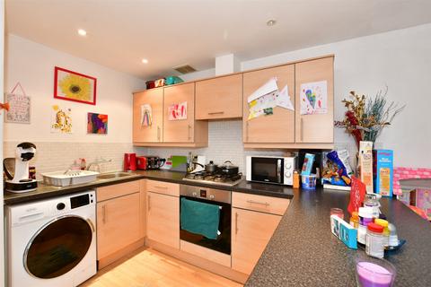 2 bedroom flat for sale, Whitefriars Wharf, Tonbridge, Kent