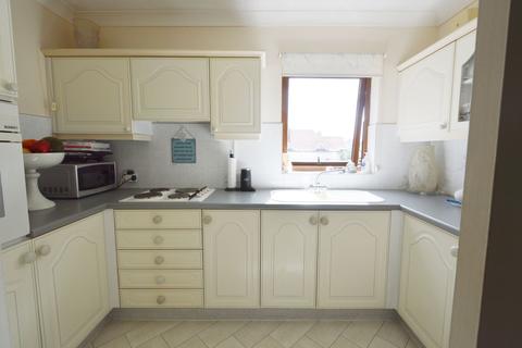 2 bedroom retirement property for sale - Thorpe Hall Avenue, Waters Mead, SS1