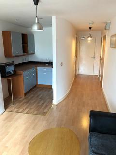 Studio to rent, Birmingham B16