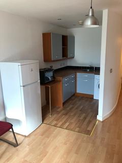 Studio to rent, Birmingham B16