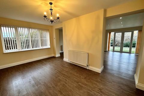 4 bedroom detached house to rent, Chippenham CB8