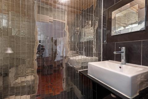40 Deena Close, London, W3 0HR