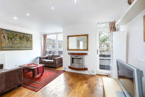 40 Deena Close, London, W3 0HR