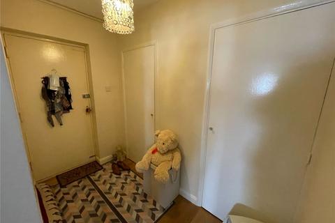 2 bedroom apartment to rent, Hillmead, Gossops Green, Crawley, West Sussex, RH11