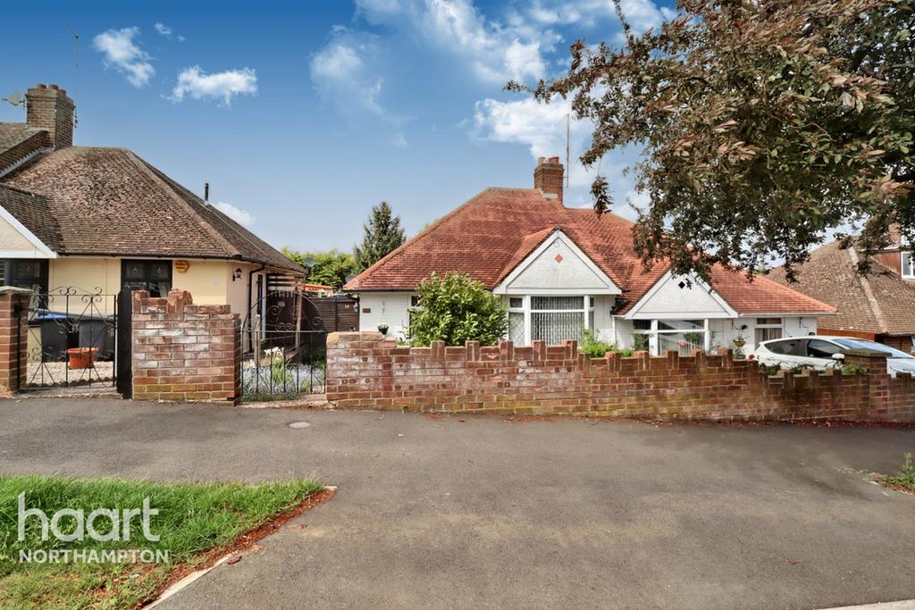 Delamere Road, Northampton 2 bed terraced house £240,000
