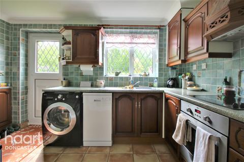 6 Cromwell Grove, Skellow, Doncaster, DN6 8RH
