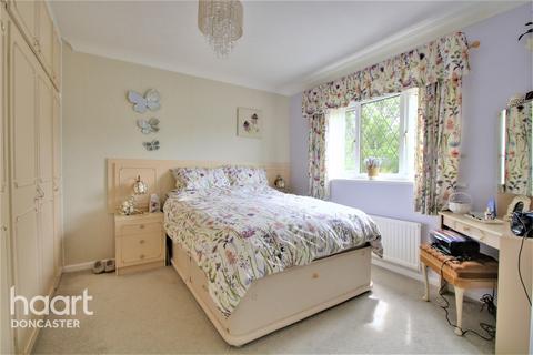6 Cromwell Grove, Skellow, Doncaster, DN6 8RH