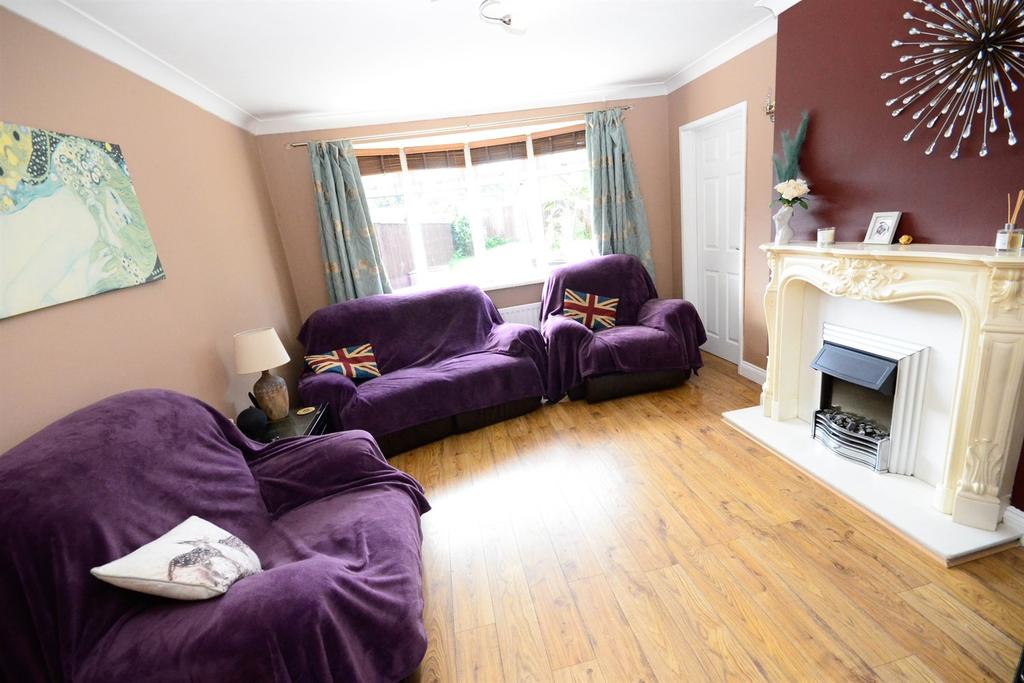 Windermere Crescent, Jarrow 3 bed semidetached house £134,950