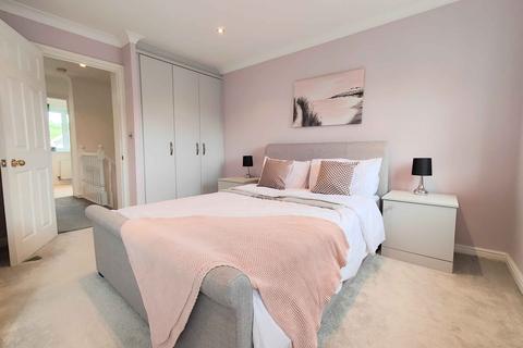 21 Cedar Grove, Brighouse, HD6 4FE