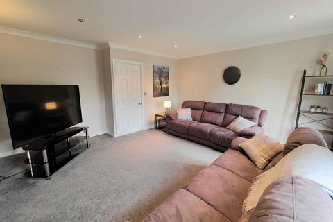 21 Cedar Grove, Brighouse, HD6 4FE