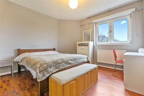 1 bedroom flat for sale - Reynolds House, Approach Road, London, E2