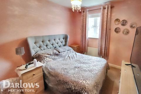 35 Bishops Grove, Merthyr Tydfil, CF47 9LJ