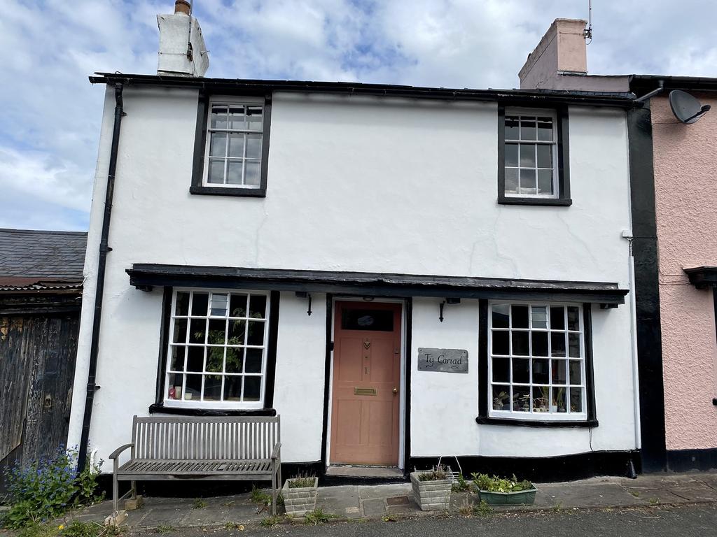 Llanbedr Road, Crickhowell, Powys. 3 bed end of terrace house for sale £395,000